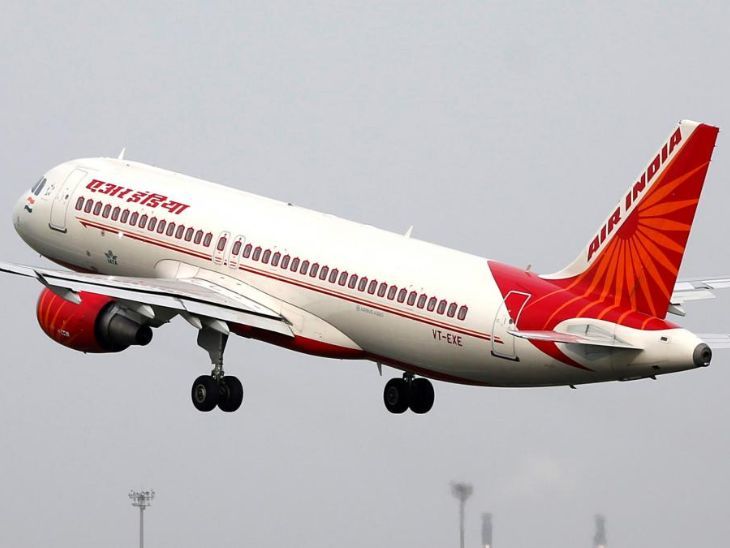 Air India cockroach controversy; San Francisco | Mumbai flight | Cockroaches were found in Air India’s San Francisco-Mumbai flight: Cabin crew changed the seat of passengers; Airline bid- insects sometimes enter the aircraft